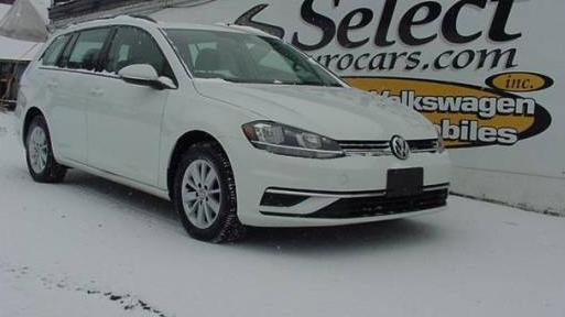 VOLKSWAGEN GOLF SPORTWAGEN 2018 3VW717AU6JM758796 image